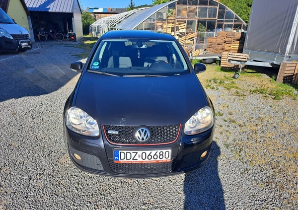 Volkswagen Golf cena 17000 przebieg: 245000, rok produkcji 2006 z Bielawa małe 67